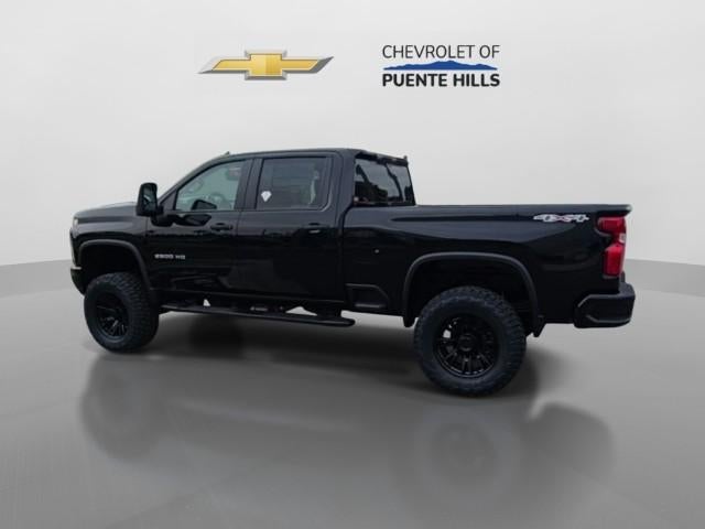 2026 Chevrolet Silverado 2500 HD Crew Cab Standard Box 4-Wheel Drive Custom