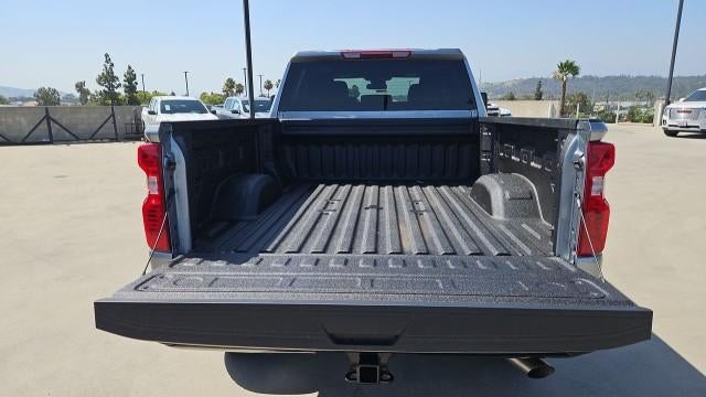 2026 Chevrolet Silverado 2500 HD Crew Cab Standard Box 4-Wheel Drive Custom