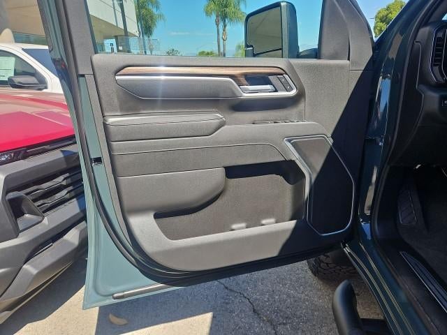 2026 Chevrolet Silverado 2500 HD Crew Cab Standard Box 4-Wheel Drive LT