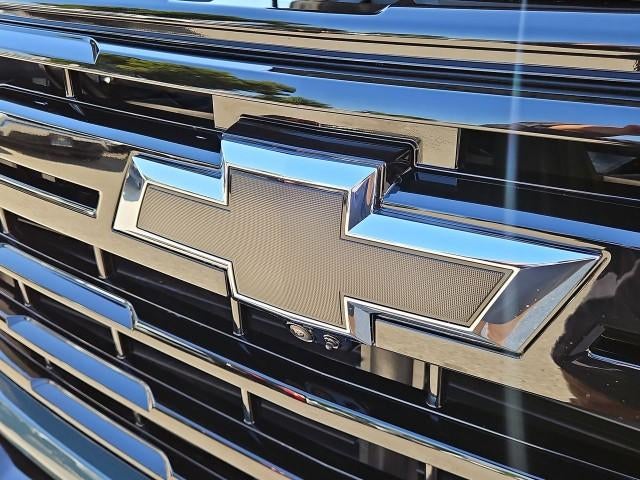 2026 Chevrolet Silverado 2500 HD Crew Cab Standard Box 4-Wheel Drive LT
