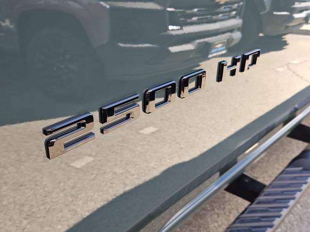 2026 Chevrolet Silverado 2500 HD Crew Cab Standard Box 4-Wheel Drive LT
