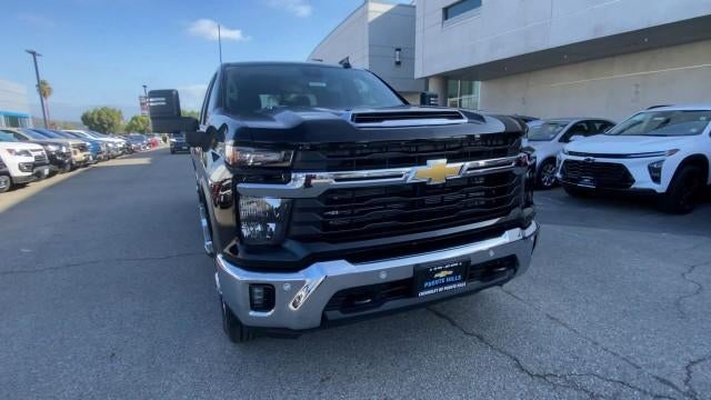 2026 Chevrolet Silverado 2500 HD Crew Cab Long Box 4-Wheel Drive LT