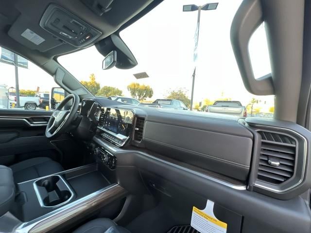 2026 Chevrolet Silverado 2500 HD Crew Cab Standard Box 4-Wheel Drive LT