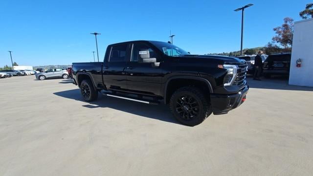 2026 Chevrolet Silverado 2500 HD Crew Cab Standard Box 4-Wheel Drive LT