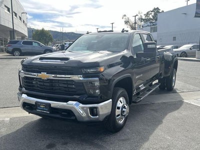 2026 Chevrolet Silverado 3500 HD Crew Cab Long Box 4-Wheel Drive LT