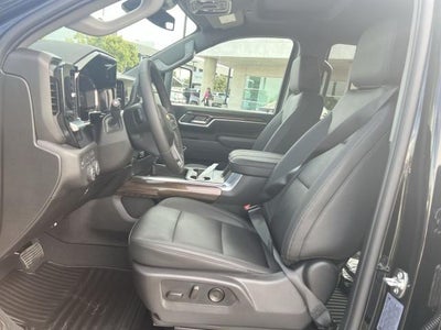 2026 Chevrolet Silverado 3500 HD Crew Cab Long Box 4-Wheel Drive LT