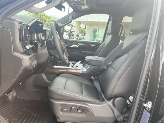 2026 Chevrolet Silverado 3500 HD Crew Cab Long Box 4-Wheel Drive LT