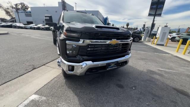 2026 Chevrolet Silverado 3500 HD Crew Cab Long Box 4-Wheel Drive LT