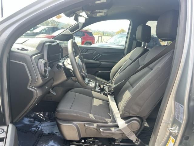 2024 Chevrolet Colorado WT