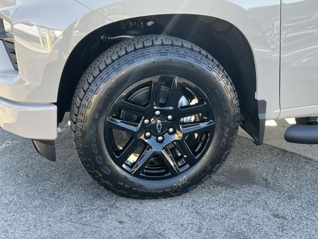 2026 Chevrolet Silverado 1500 Crew Cab Short Box 2-Wheel Drive Custom