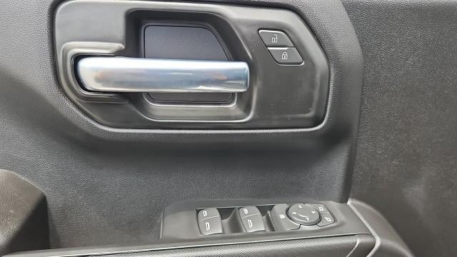 2026 Chevrolet Silverado 1500 Crew Cab Short Box 2-Wheel Drive Custom