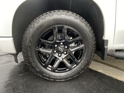 2026 Chevrolet Silverado 1500 Crew Cab Short Box 2-Wheel Drive Custom