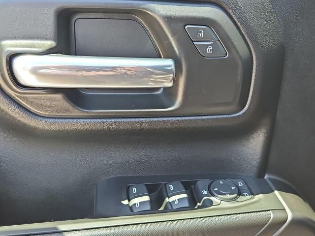 2026 Chevrolet Silverado 1500 Crew Cab Short Box 2-Wheel Drive Custom