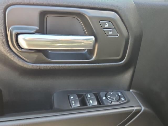 2026 Chevrolet Silverado 1500 Crew Cab Short Box 2-Wheel Drive Custom
