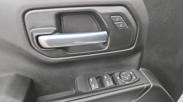 2026 Chevrolet Silverado 1500 Crew Cab Short Box 2-Wheel Drive Custom