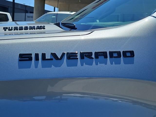2026 Chevrolet Silverado 1500 Crew Cab Short Box 2-Wheel Drive Custom
