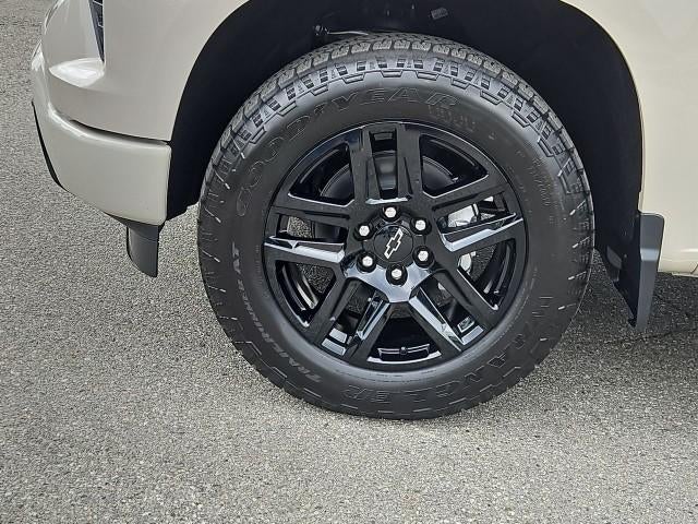 2026 Chevrolet Silverado 1500 Crew Cab Short Box 2-Wheel Drive Custom