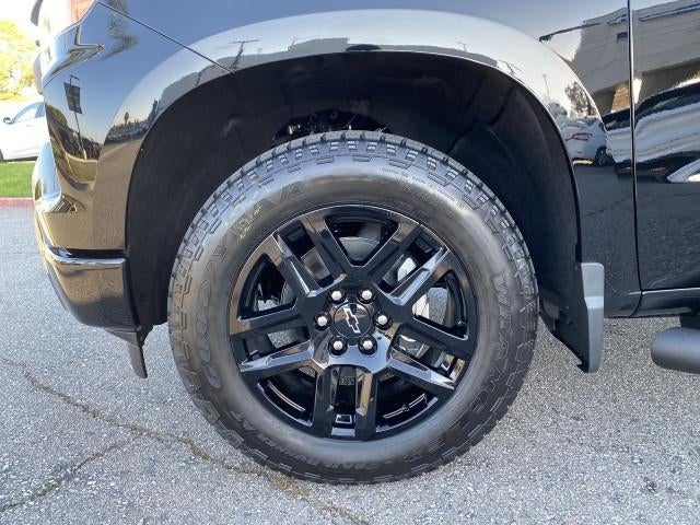 2026 Chevrolet Silverado 1500 Crew Cab Short Box 2-Wheel Drive Custom