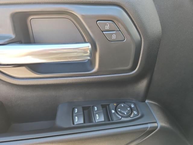 2026 Chevrolet Silverado 1500 Crew Cab Short Box 2-Wheel Drive Custom
