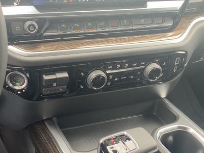 2025 Chevrolet Silverado 1500 Crew Cab Short Box 2-Wheel Drive LT