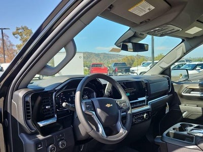 2026 Chevrolet Silverado 1500 Crew Cab Short Box 2-Wheel Drive LT
