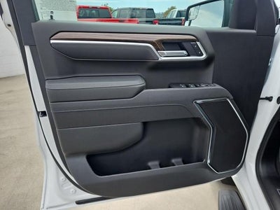 2026 Chevrolet Silverado 1500 Crew Cab Short Box 2-Wheel Drive RST