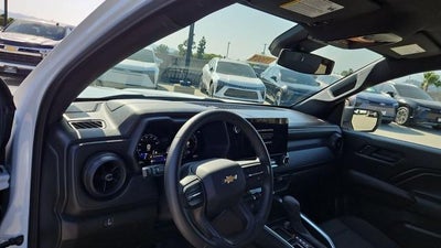 2025 Chevrolet Colorado WT/LT