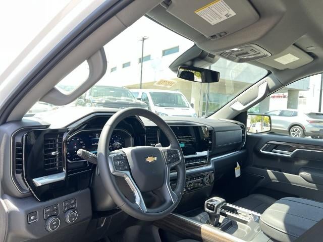 2026 Chevrolet Silverado 1500 Crew Cab Short Box 4-Wheel Drive LT 1LT