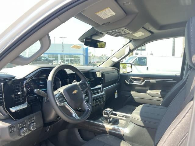 2026 Chevrolet Silverado 1500 Crew Cab Short Box 4-Wheel Drive LT 1LT