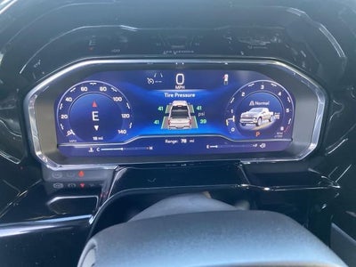 2025 Chevrolet Silverado 1500 Crew Cab Short Box 4-Wheel Drive RST