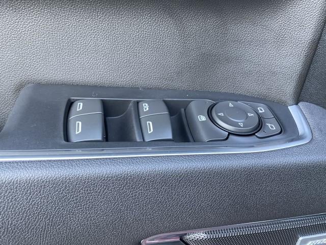 2025 Chevrolet Silverado 1500 Crew Cab Short Box 4-Wheel Drive RST