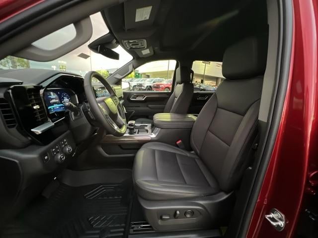 2026 Chevrolet Silverado 1500 Crew Cab Short Box 4-Wheel Drive RST