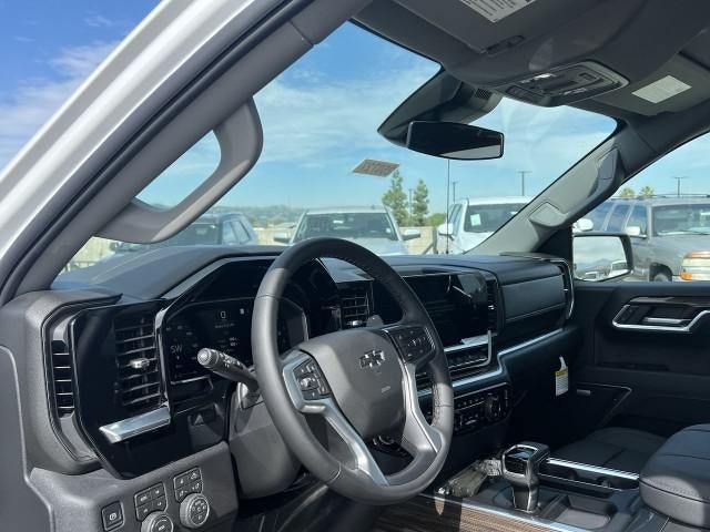 2026 Chevrolet Silverado 1500 Crew Cab Short Box 4-Wheel Drive RST