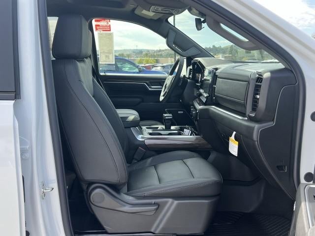 2026 Chevrolet Silverado 1500 Crew Cab Short Box 4-Wheel Drive RST