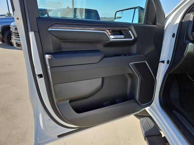 2026 Chevrolet Silverado 1500 Crew Cab Short Box 4-Wheel Drive RST