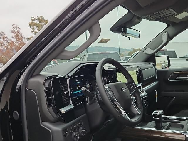 2026 Chevrolet Silverado 1500 Crew Cab Short Box 4-Wheel Drive RST
