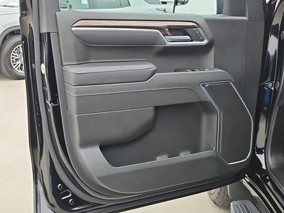 2026 Chevrolet Silverado 1500 Crew Cab Short Box 4-Wheel Drive RST