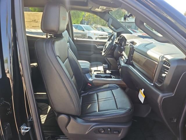 2026 Chevrolet Silverado 1500 Crew Cab Short Box 4-Wheel Drive High Country