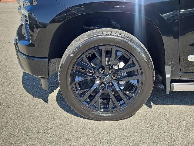 2026 Chevrolet Silverado 1500 Crew Cab Short Box 4-Wheel Drive High Country