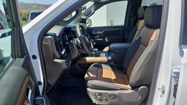 2026 Chevrolet Silverado 1500 Crew Cab Short Box 4-Wheel Drive High Country