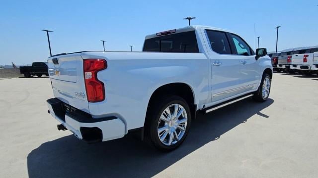2026 Chevrolet Silverado 1500 Crew Cab Short Box 4-Wheel Drive High Country