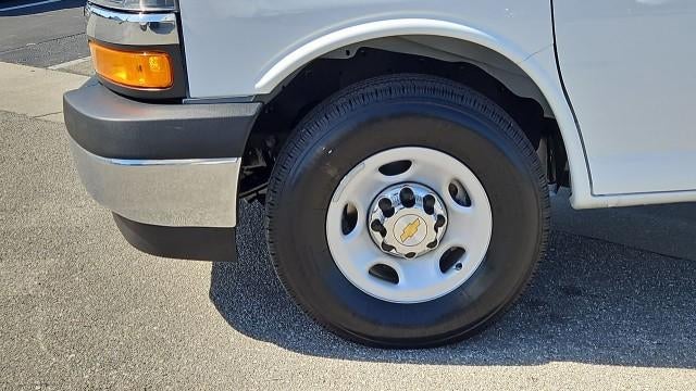 2026 Chevrolet Express Cargo 2500 Regular Wheelbase Rear-Wheel Drive