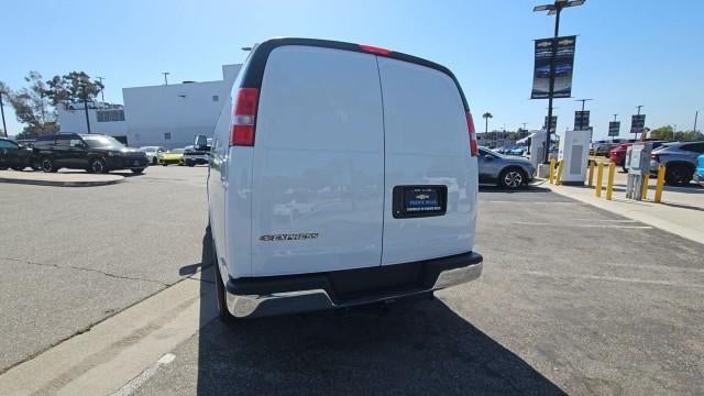 2026 Chevrolet Express Cargo 2500 Regular Wheelbase Rear-Wheel Drive
