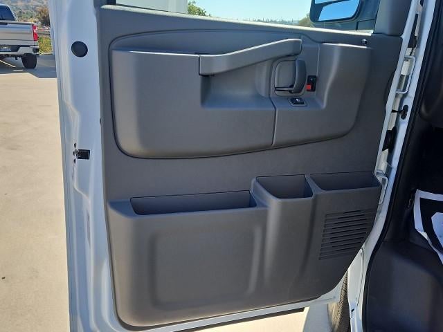 2026 Chevrolet Express Cargo 2500 Regular Wheelbase Rear-Wheel Drive