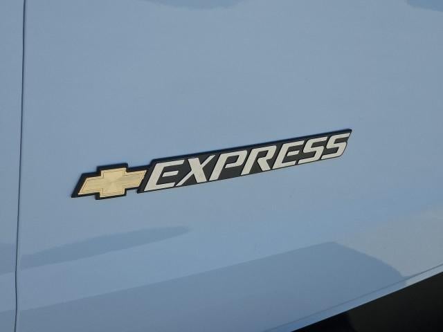 2026 Chevrolet Express Cargo 2500 Regular Wheelbase Rear-Wheel Drive