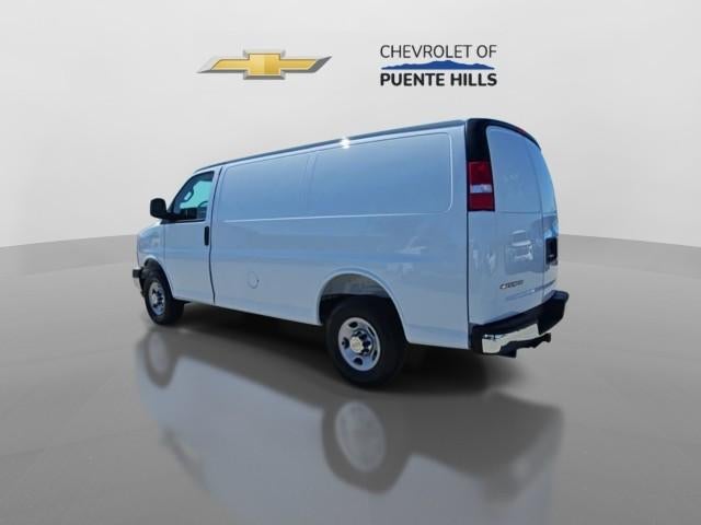 2026 Chevrolet Express Cargo 2500 Regular Wheelbase Rear-Wheel Drive