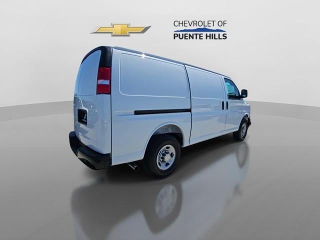 2026 Chevrolet Express Cargo 2500 Regular Wheelbase Rear-Wheel Drive