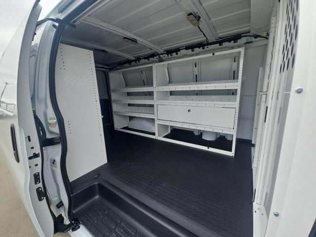 2026 Chevrolet Express Cargo 2500 Regular Wheelbase Rear-Wheel Drive