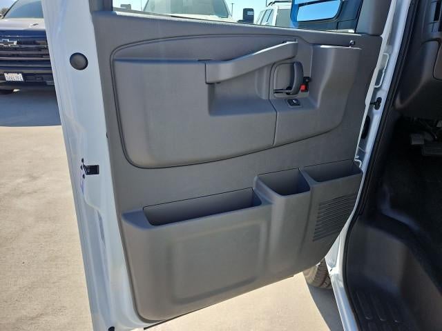 2026 Chevrolet Express Cargo 2500 Regular Wheelbase Rear-Wheel Drive