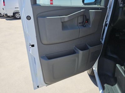 2026 Chevrolet Express Cargo 2500 Regular Wheelbase Rear-Wheel Drive